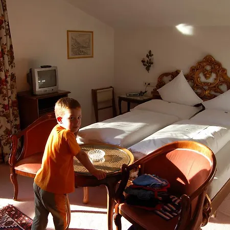 Haus Orplid Gasthuis Seefeld in Tirol